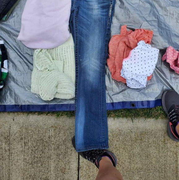 Size 29 rock revivals - Picture 3 of 4